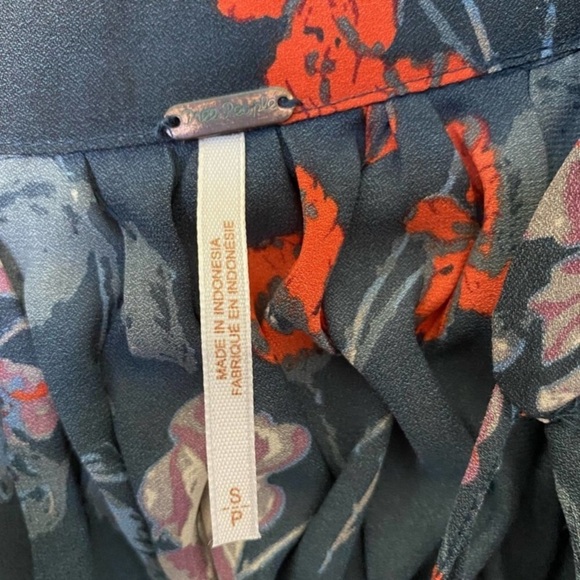 FREE PEOPLE “So Fine” Floral Chiffon Print Tunic Top - Picture 16 of 16